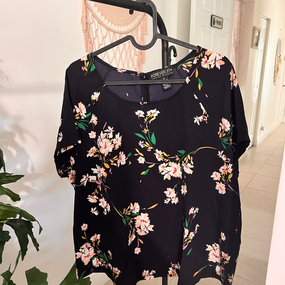 FOREVER 21+ Plus size Top